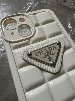 Cover nuova iphone 14 Prada Bianco Trapuntato