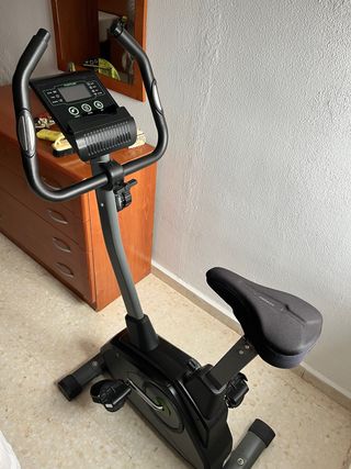 Bicicleta Estática Tunturi Cardio Fit B30