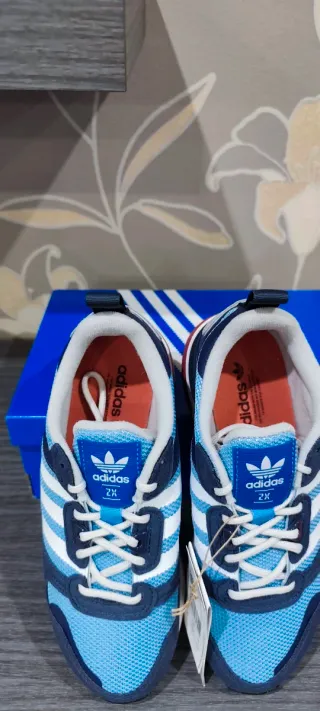Adidas ZX 700 HD talla 36