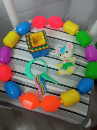 Lote Juguetes Bebé: Osito, Llaves, Bloques