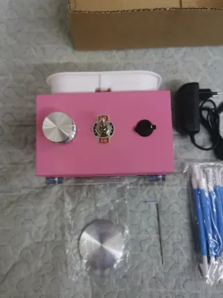 Torno para Cerámica Eléctrico color Rosa