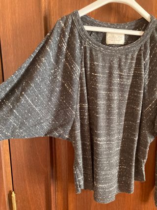 Camiseta Zara gris jaspeada manga larga