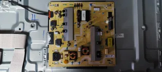 Despiece Smart TV Samsung QE55Q80TAU