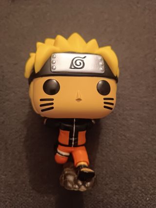 Funko Pops sin caja pero en perfecto estado.