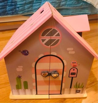 Casa delle bambole con accessori Eurekakids