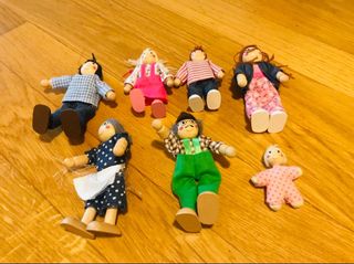 Casa delle bambole con accessori Eurekakids