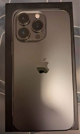 iPhone 13Pro 256 + Watch S9 45LTE + AirPods 3Magsa