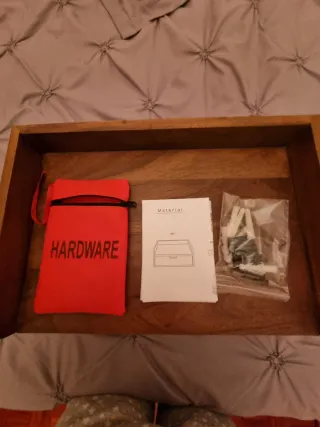 Mesita Noche Flotante Madera nueva sin extrenar