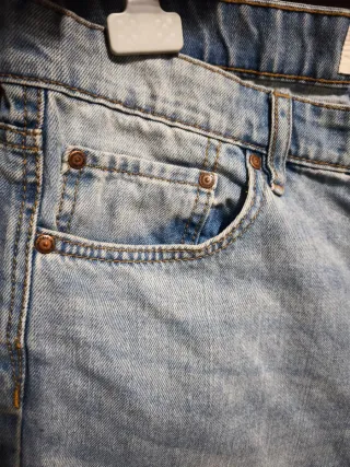 Bermuda vaquera hombre azul