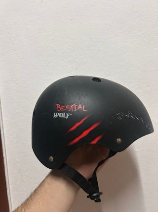 Casco Skate Bestial Wolf Talla L