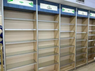 EXPOSITORES ESTANTERIAS MOSTRADORES LEJAS