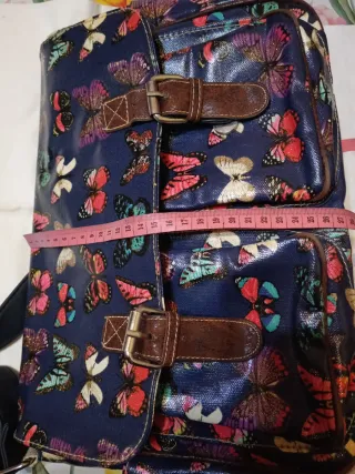 Borsa a tracolla con farfalle