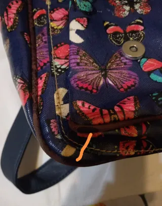 Borsa a tracolla con farfalle