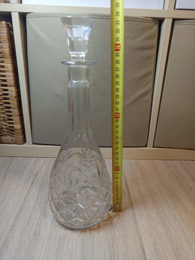 Decantador de cristal tallado Samobor