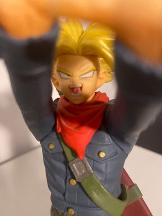 Figura Dragon Ball Trunks Banpresto