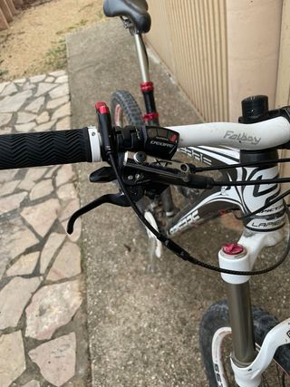 Bicicleta enduro Lapierre Doble Suspensión