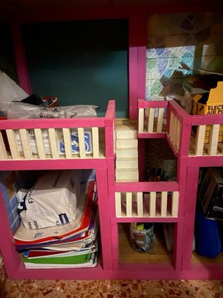 Casita de madera hecha a mano