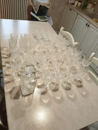 Bicchieri cristallo e caraffa