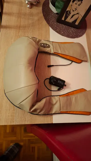 Masajeando cervical y shiatsu