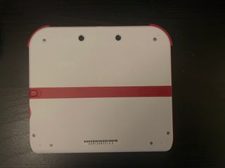 Nintendo 2DS Bianco Rosso