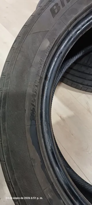 Dos Neumático Yokohama 245/50/R19 105W