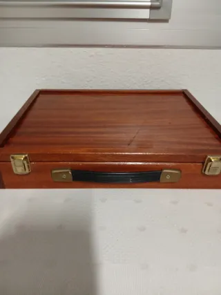 Caja de madera para pintura