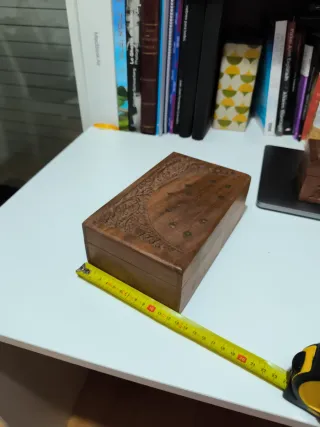 preciosa caja de antigua tallada