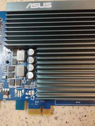 Tarjeta Gráfica ASUS GT730. 2 GB