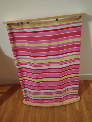 Mercado de juguete de madera