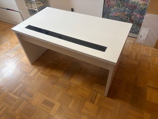 Mesa centro elevable blanca y negra