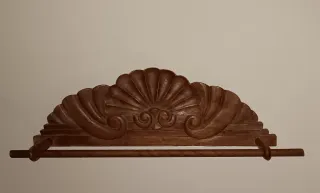 Perchero/Toallero madera tallada