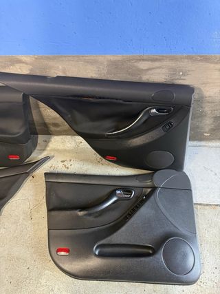Paneles Puerta Seat Leon Mk1