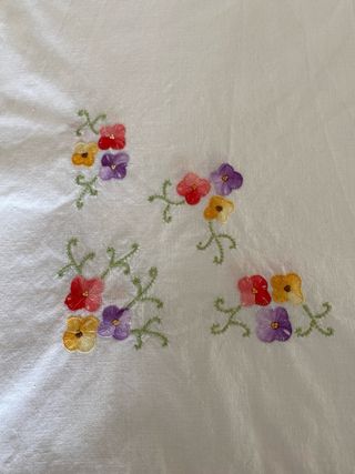 Toalha de linho guardanapos ,bordada com flores