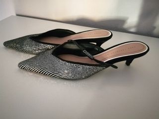 Zapatos Zara Mujer Negros y Plateados