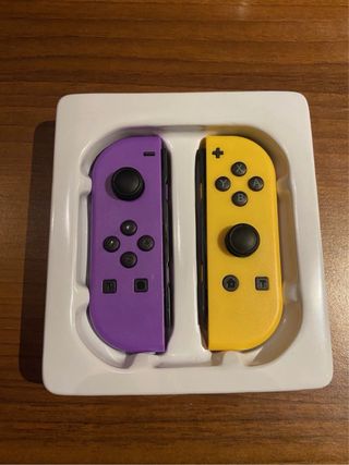 Coppia Joy-Con Nintendo Switch Viola e Giallo