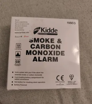 Dos alarmas de humo y monóxido de carbono 10SCO