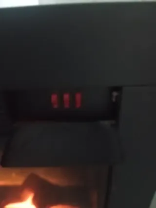 Chimenea eléctrica negra