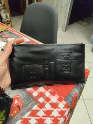 Pochette Chanel Nera