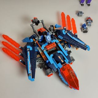 LEGO Nexo Knights 70351 Clay's Falcon Fighter