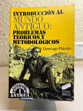 Domingo Plácido - Introducción al mundo antiguo