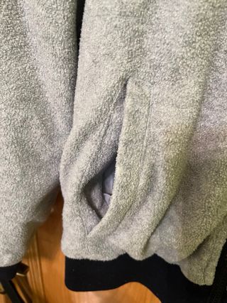 Chaqueta reversible Benetton gris y negra