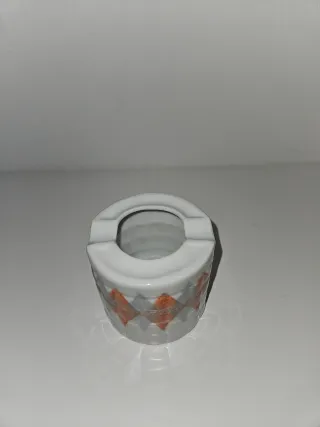 Cenicero de cerámica sargadelos castro Monférico