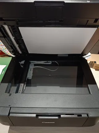 Impresora Multifunción Canon Negra.