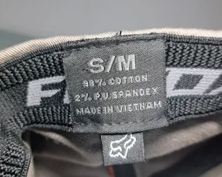 Gorra Fox Gris y Turquesa