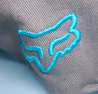 Gorra Fox Gris y Turquesa