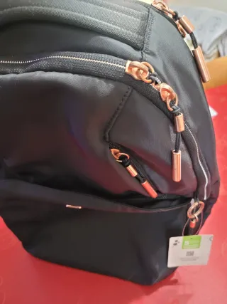 Mochila Totto Roxanne Negra Nueva