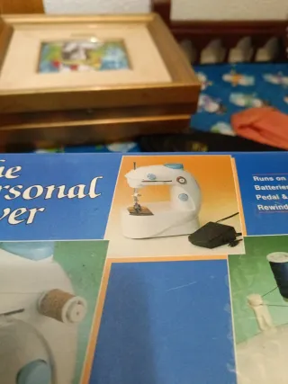 Mini Máquina de Coser Personal Sewer sin estrenar