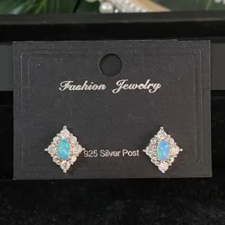 2 pares de pendientes de ópalo natural