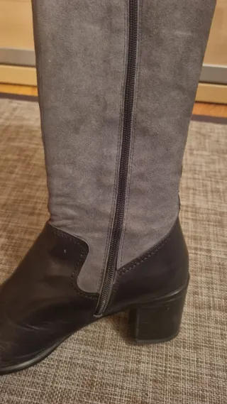Botas grises ante y piel talla 38