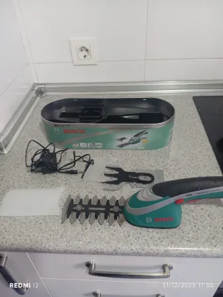 Cortasetos Bosch Isio